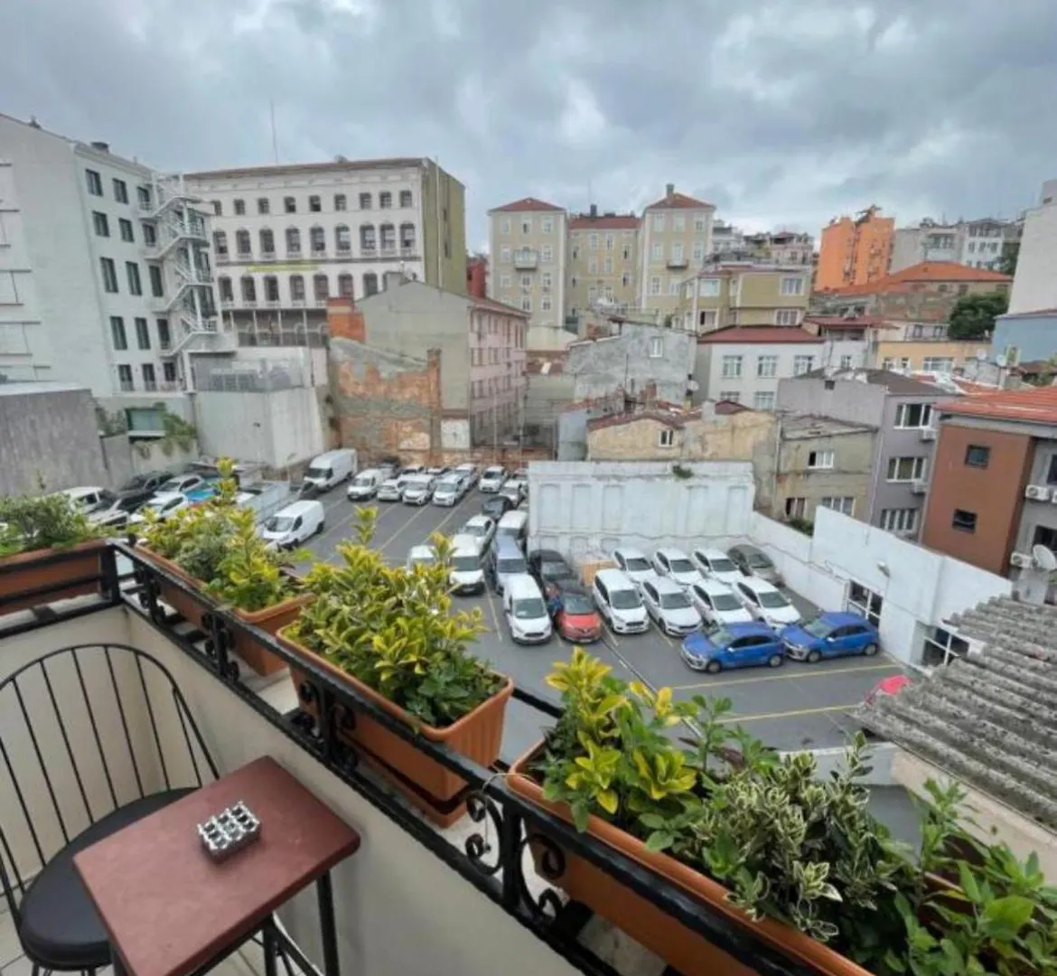 The Old Vine Hotell Istanbul